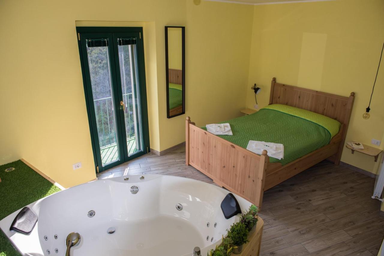 Helvetia Bed & Breakfast Castelmezzano Ngoại thất bức ảnh