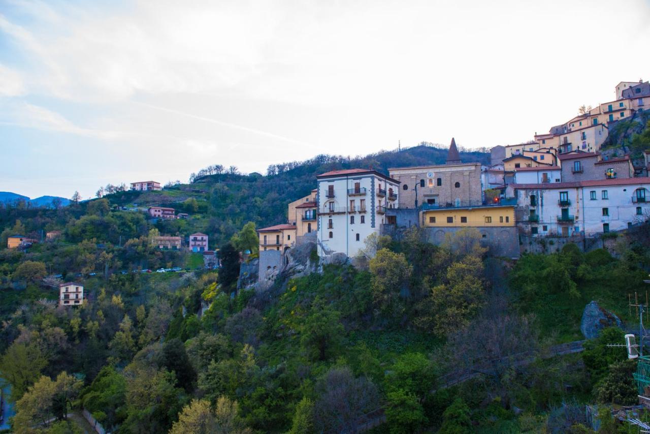 Helvetia Bed & Breakfast Castelmezzano Ngoại thất bức ảnh